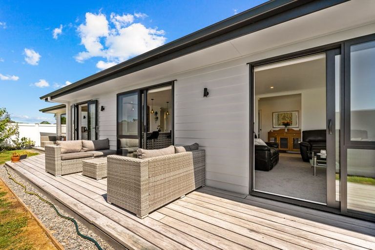 Photo of property in 5 Kermadec Crescent, Waipu, 0510