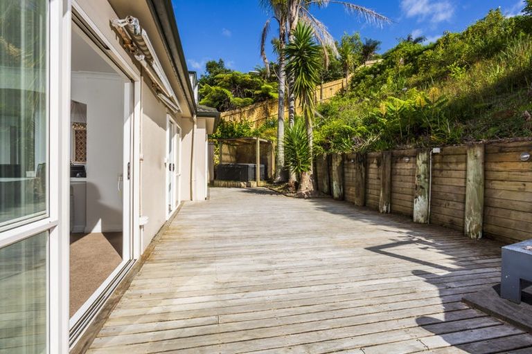 Photo of property in 9 Falstone Lane, Browns Bay, Auckland, 0630