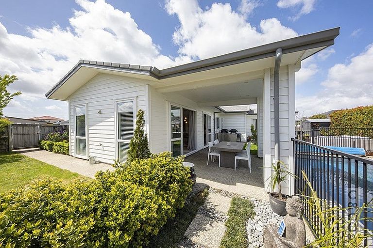 Photo of property in 14 Floyd Road, Riverhead, 0820