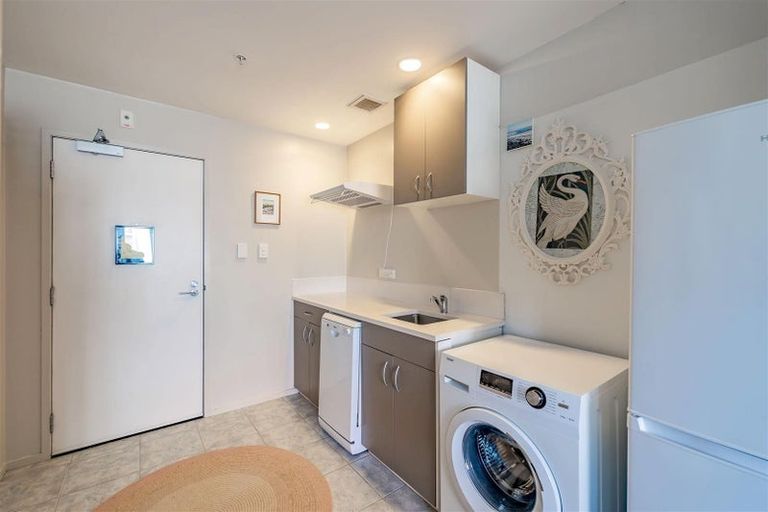 Photo of property in 164r Harbour Village Drive, Gulf Harbour, Whangaparaoa, 0930