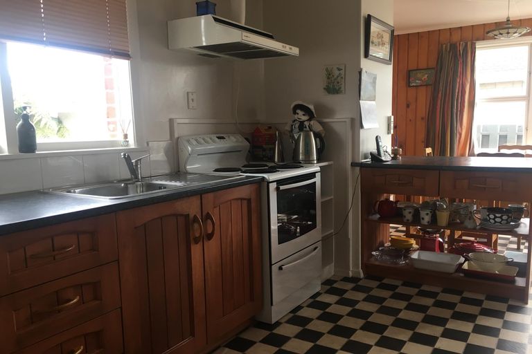 Photo of property in 7 Bond Street, Waimate, 7924