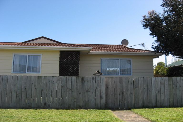Photo of property in 12 Palmer Court, Paraparaumu, 5032