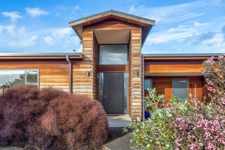 Photo of property in 641 Pukapuka Road, Pohuehue, Warkworth, 0983