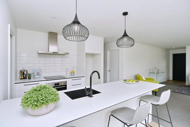 Photo of property in 5 Bill Hammond Drive, Belfast, Christchurch, 8051