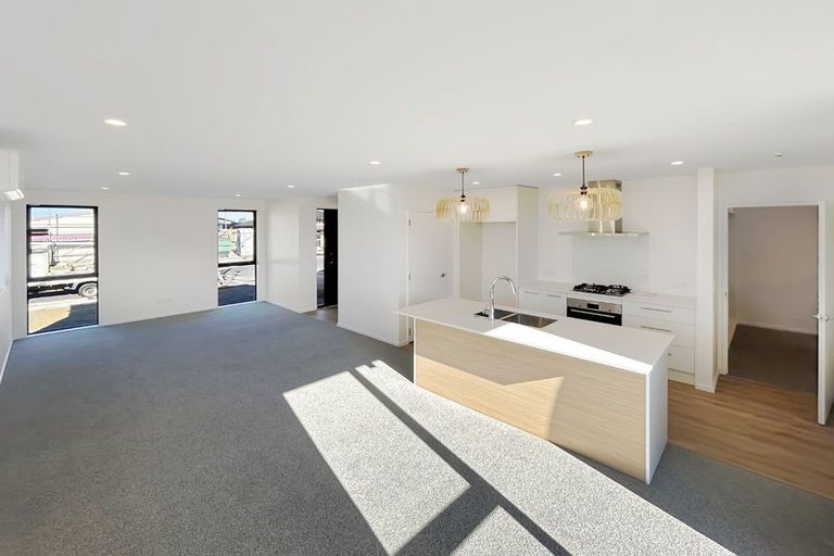 Photo of property in 51 Mehrtens Crescent, Woodend, 7691