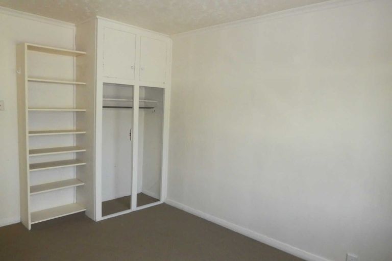 Photo of property in 8 Clonbern Place, Upper Riccarton, Christchurch, 8041