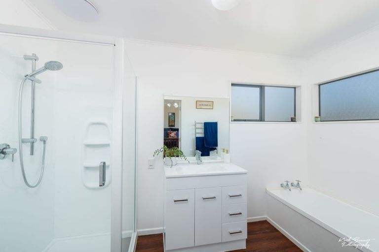 Photo of property in 40 Mudie Street, Alicetown, Lower Hutt, 5010