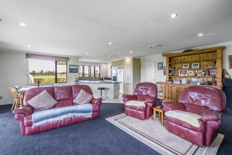Photo of property in 115 Mill Road South, Seaward Bush, Invercargill, 9871