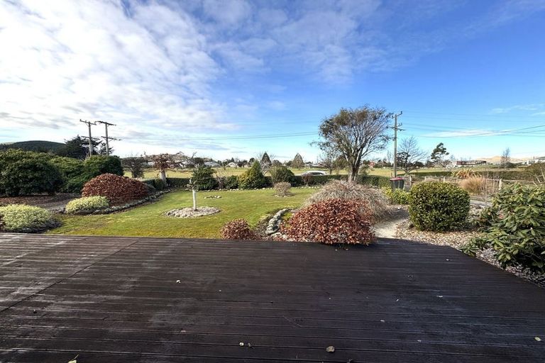 Photo of property in 17 Side Street, Clinton, 9534