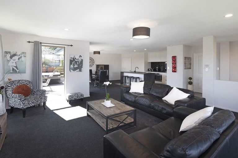 Photo of property in 21 Havana Gardens, Shirley, Christchurch, 8052