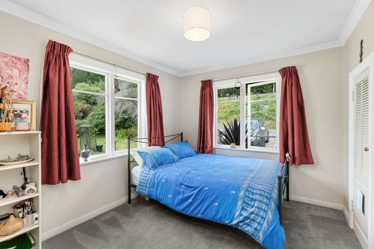 Photo of property in 308 Main Road, Tawa, Wellington, 5028