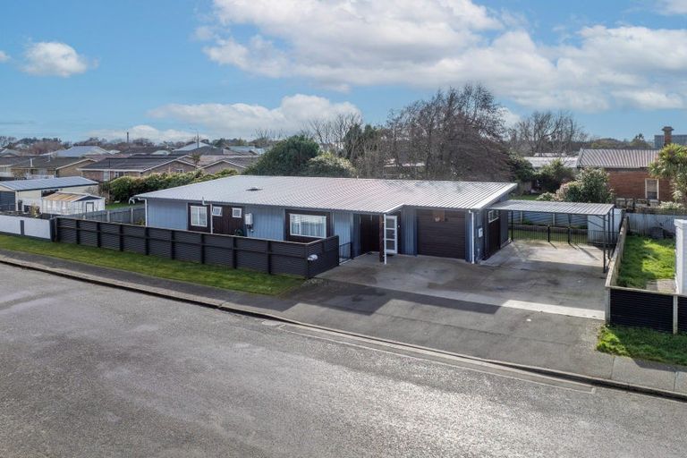 Photo of property in 22 Beatty Street, Strathern, Invercargill, 9812