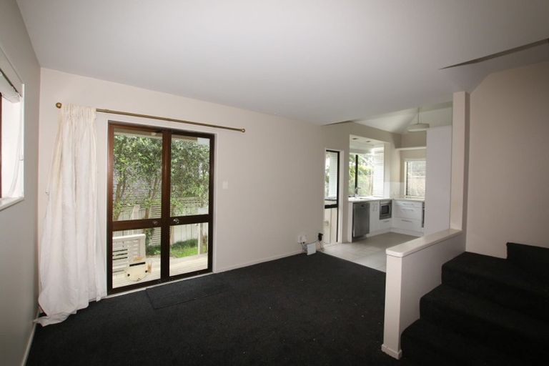 Photo of property in 2/24 Aramoana Avenue, Devonport, Auckland, 0624