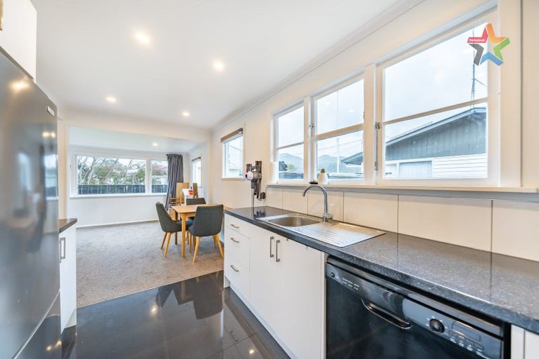 Photo of property in 1/367 Cambridge Terrace, Naenae, Lower Hutt, 5011