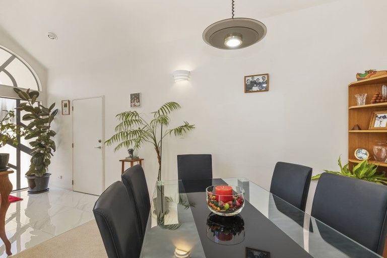 Photo of property in 1/94 Pretoria Street, Hutt Central, Lower Hutt, 5010