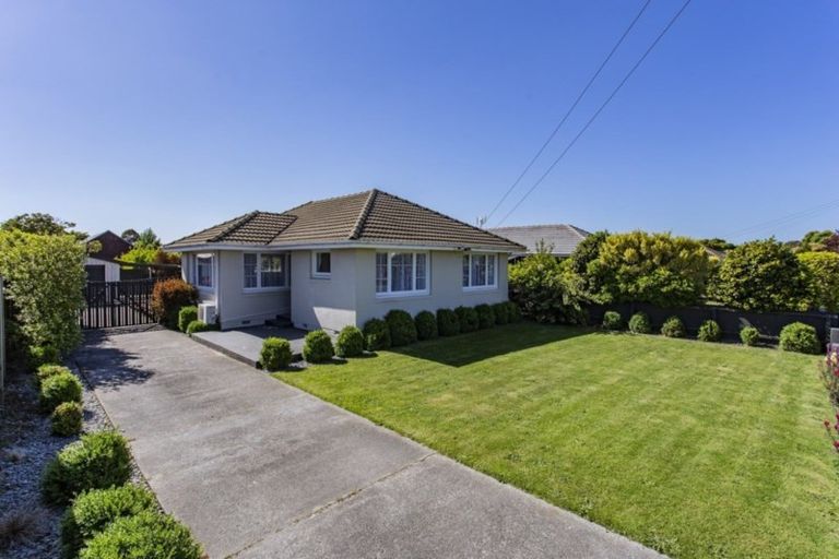 Photo of property in 33 Jocelyn Street, Casebrook, Christchurch, 8051