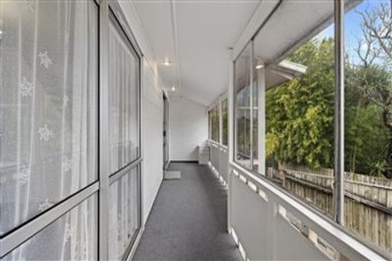 Photo of property in 1/111 Tirimoana Road, Te Atatu South, Auckland, 0602