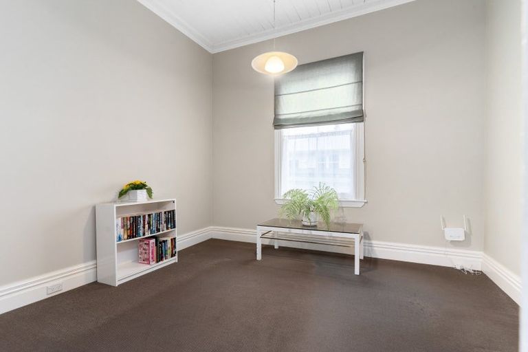 Photo of property in 18 Alfredton Road, Eketahuna, 4900