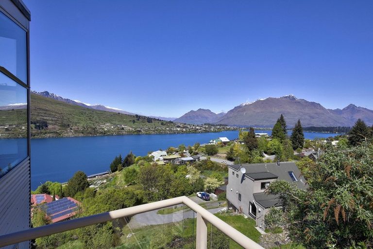 Photo of property in 13 Woodlands Close, Queenstown, 9300