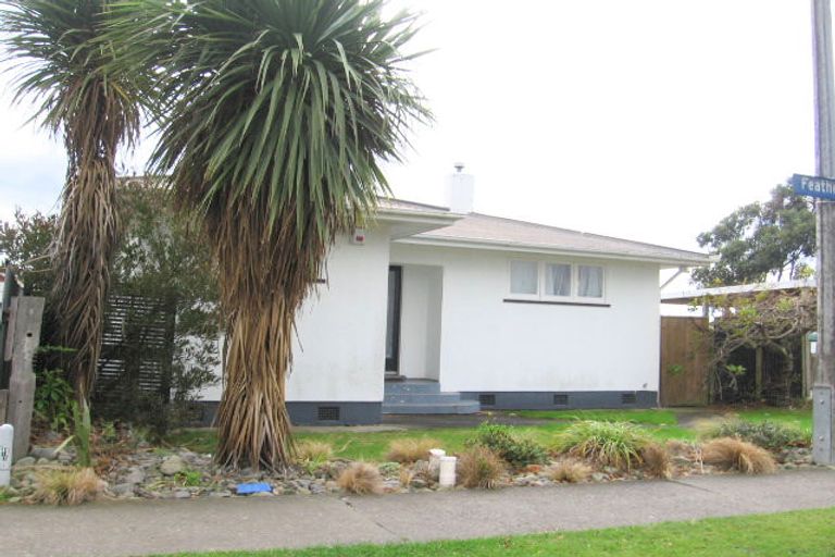 Photo of property in 633 Featherston Street, Roslyn, Palmerston North, 4414