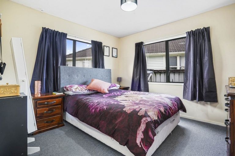 Photo of property in 54 Ross Crescent, Fairfield, Hamilton, 3214
