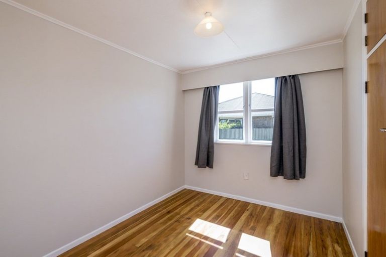 Photo of property in 8 John Street, Levin, 5510