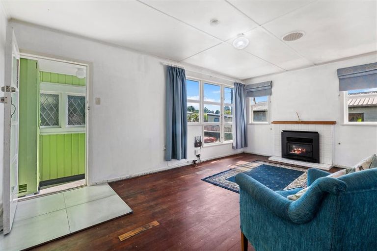 Photo of property in 32 Turner Drive, Western Heights, Rotorua, 3015