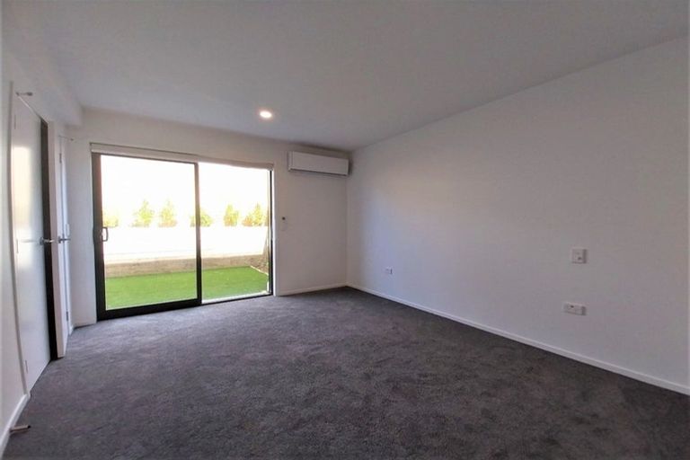 Photo of property in 6/61 Matipo Road, Te Atatu Peninsula, Auckland, 0610