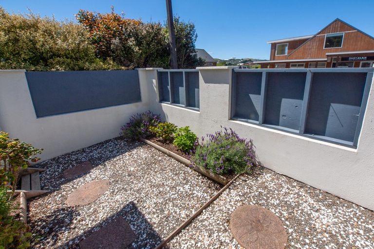 Photo of property in 108b Westchester Drive, Churton Park, Wellington, 6037