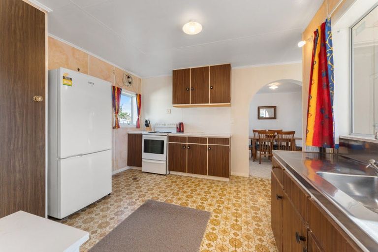 Photo of property in 20 Ormond Street, Woodville, 4920