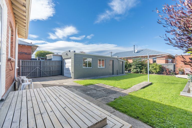 Photo of property in 265 Macandrew Road, Forbury, Dunedin, 9012