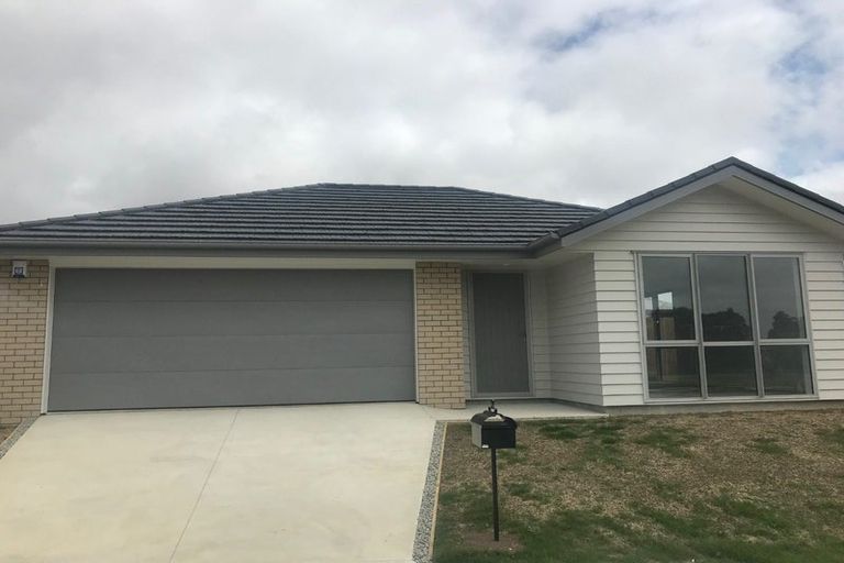 Photo of property in 23 Rainsford Road, Pukekohe, 2120