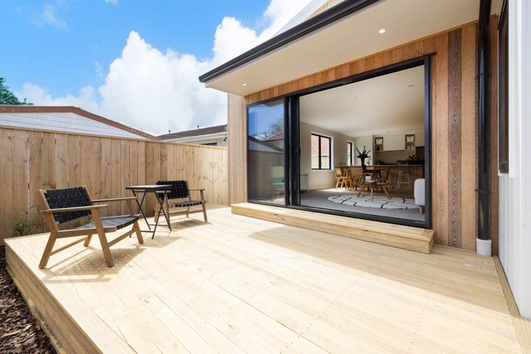 Photo of property in 1105b High Street, Taita, Lower Hutt, 5011