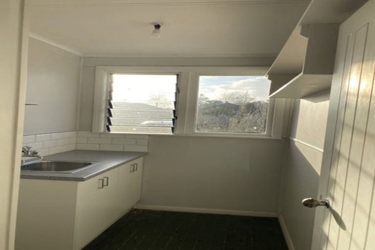 Photo of property in 6 Croall Crescent, St Andrews, Hamilton, 3200