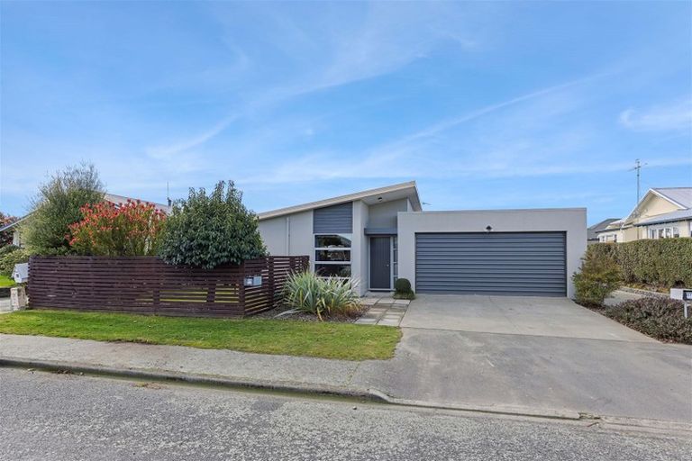 Photo of property in 25 Grey Street, Ashburton, 7700