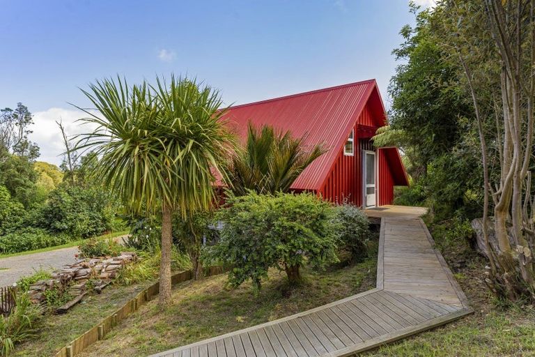 Photo of property in 172 Waiorongomai Road, Otaki, 5512