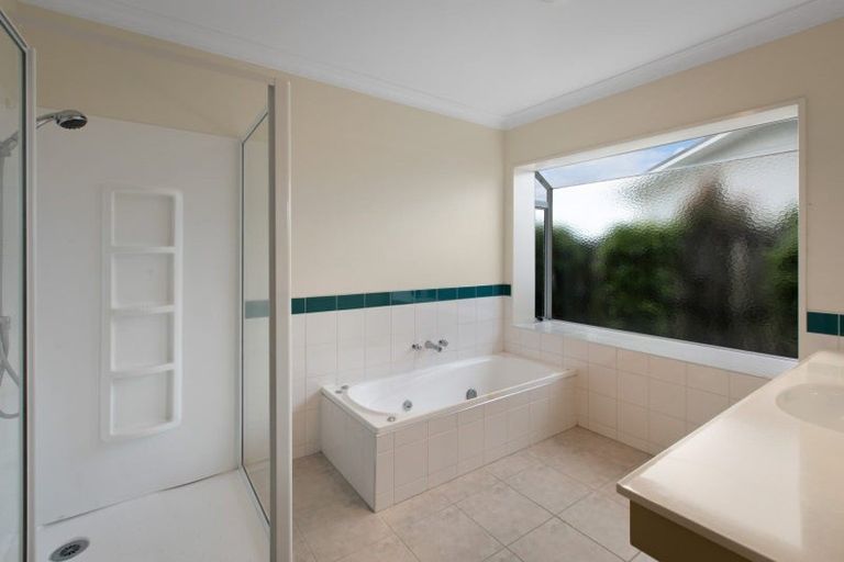 Photo of property in 4 Francis Drive, Katikati, 3129