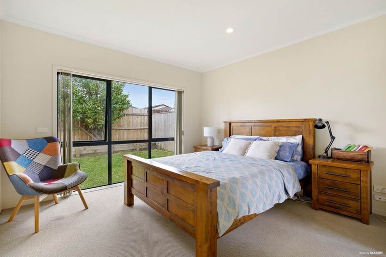 Photo of property in 10 Sheddings Lane, East Tamaki, Auckland, 2016