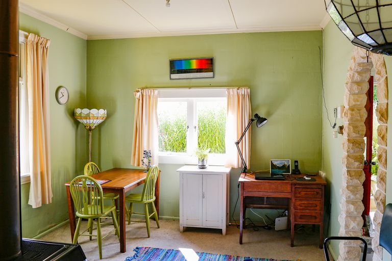 Photo of property in 77 Greta Street, South Hill, Oamaru, 9400