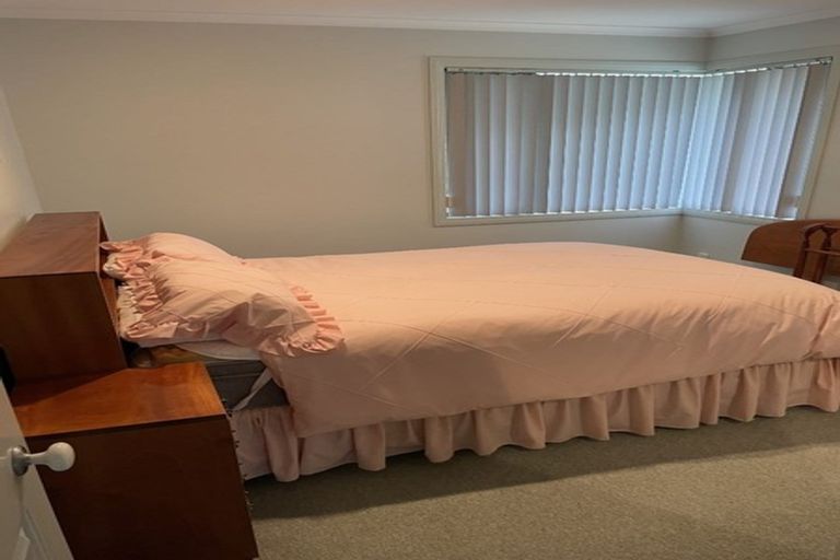 Photo of property in 20 Starlight Cove, Hobsonville, Auckland, 0618