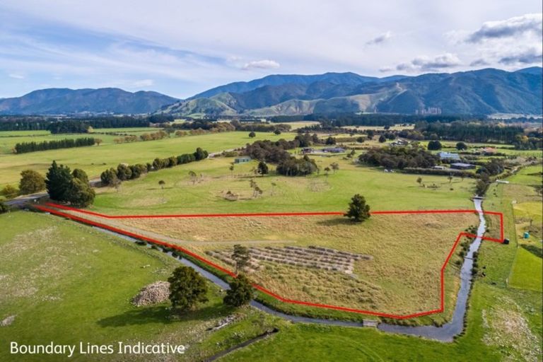 Photo of property in 284 Woodside Road, Woodside, Greytown, 5794