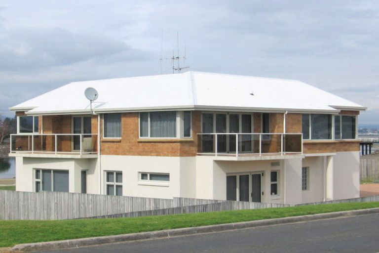 Photo of property in 4 Maxwells Road, Otumoetai, Tauranga, 3110