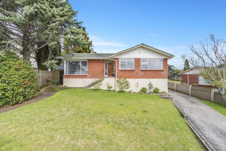 Photo of property in 49 Mack Place, Red Hill, Papakura, 2110