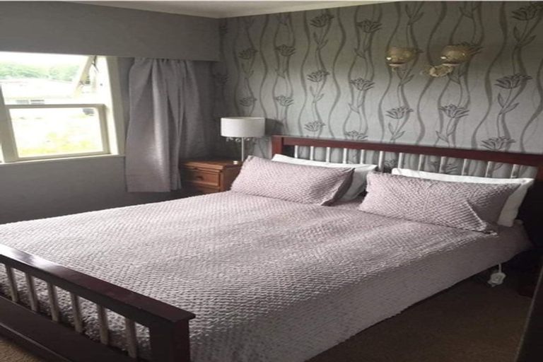 Photo of property in 8 Martin Street, Utuhina, Rotorua, 3015