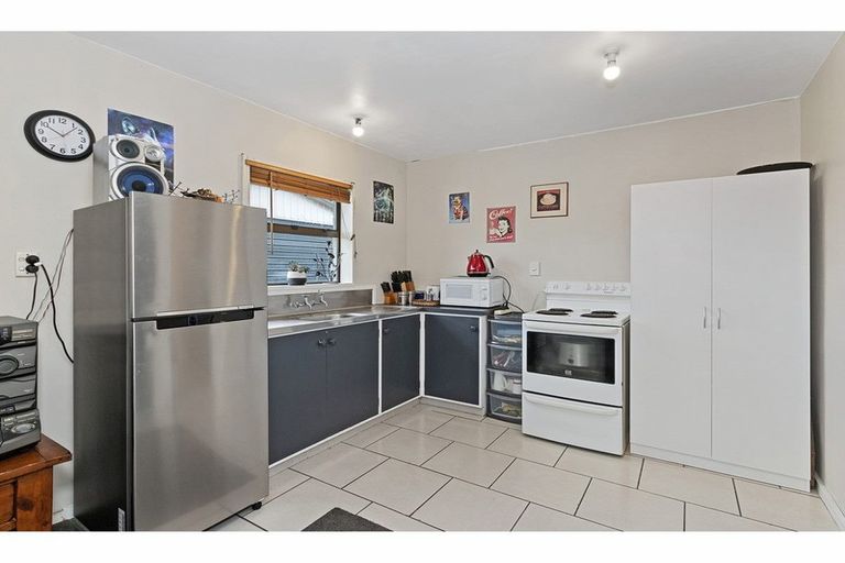 Photo of property in 43 Arcon Drive, Broomfield, Christchurch, 8042