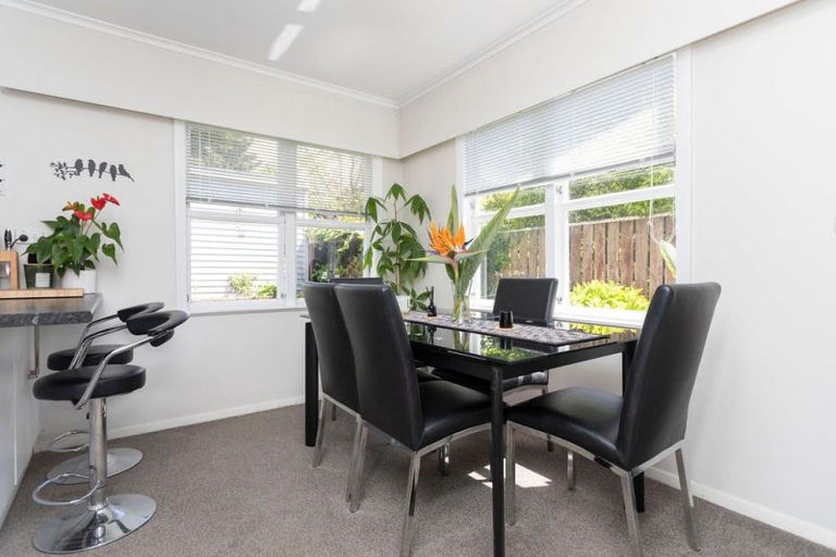 Photo of property in 25 Ries Street, Dannevirke, 4930