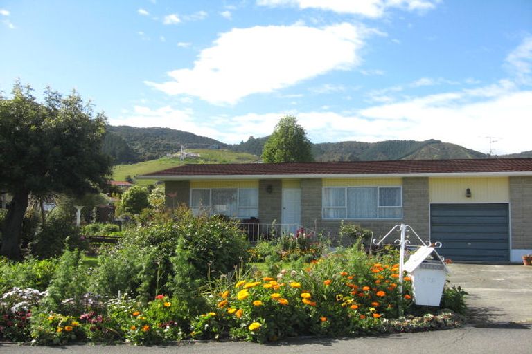 Photo of property in 676 Atawhai Crescent, Atawhai, Nelson, 7010