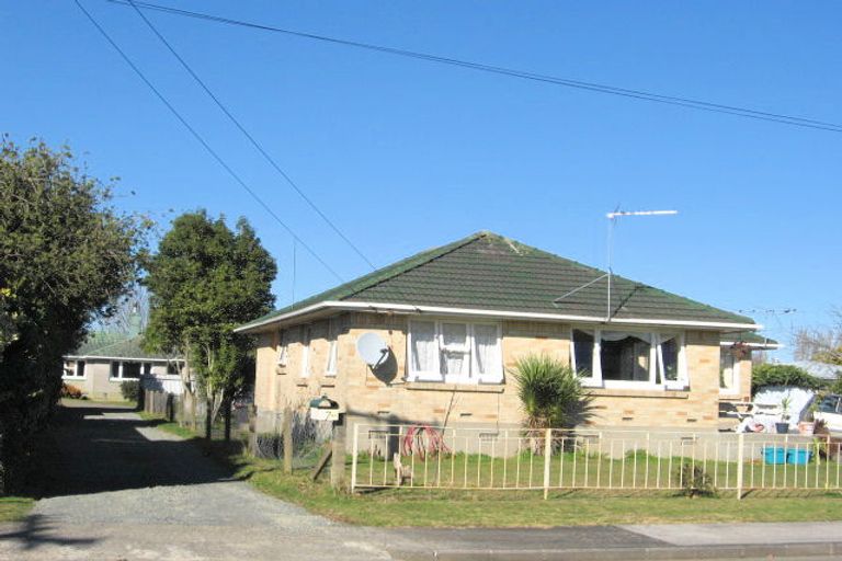 Photo of property in 5 Kerry Place, Papakura, 2110