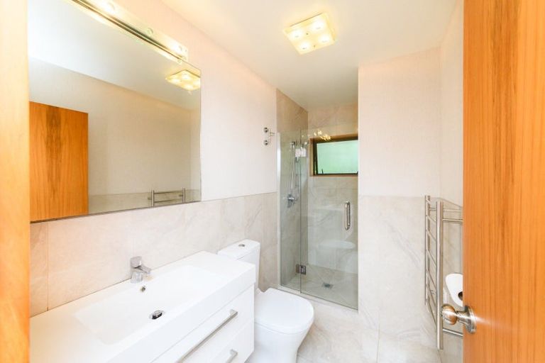 Photo of property in 35 Te Awe Awe Street, Hokowhitu, Palmerston North, 4410