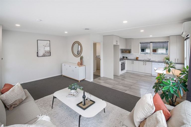 Photo of property in 1/7 Farnborough Street, Aranui, Christchurch, 8061